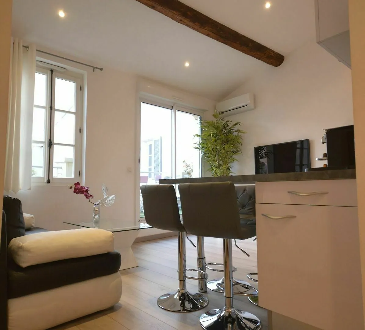 Apartment Les Appartements Du Vieux Port Marseille