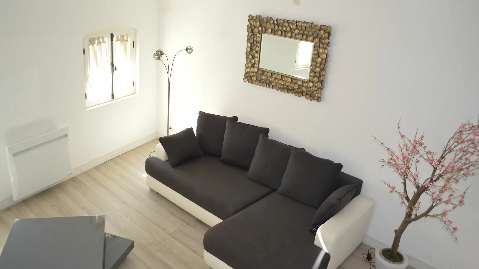 Apartment Les Appartements Du Vieux Port Marseille