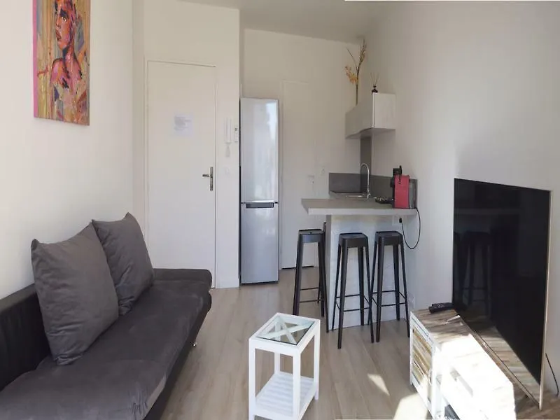 Apartment Les Appartements Du Vieux Port Marseille France